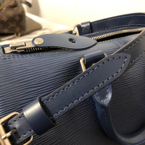 Louis Vuitton Speedy 30 Epi Azur Canvas - Picture 15 of 16